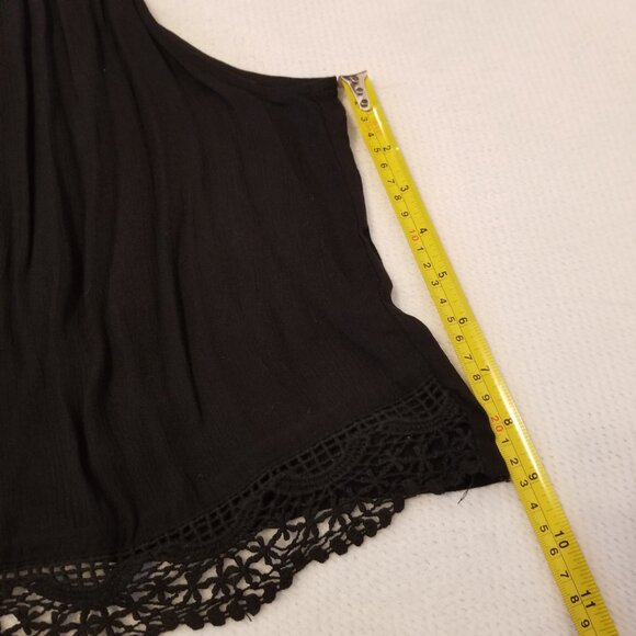 H&M Flared Crinkle Tank Top with Lace Crocheted-Like Trimmed Hem Flared top US 6 - Picture 6 of 7